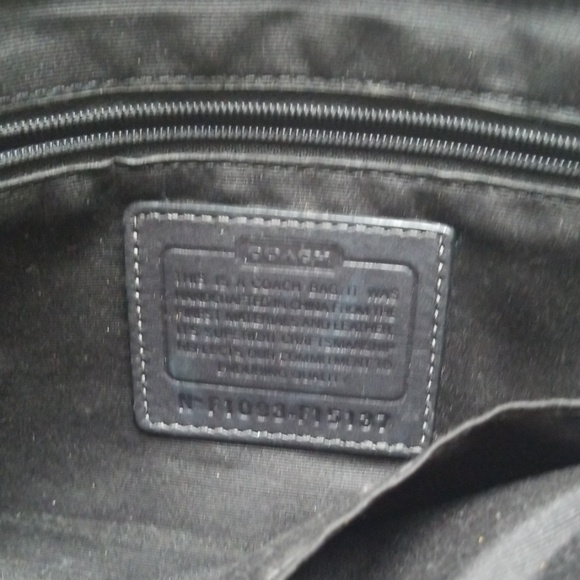 Authentic Coach Tote **MOVING SALE** - Picture 3 of 8